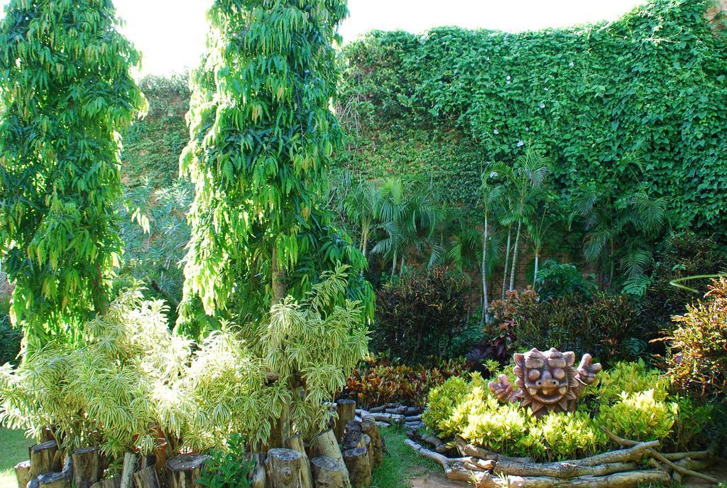 Yukurinaresort Okinawa Garden House Motobu Esterno foto