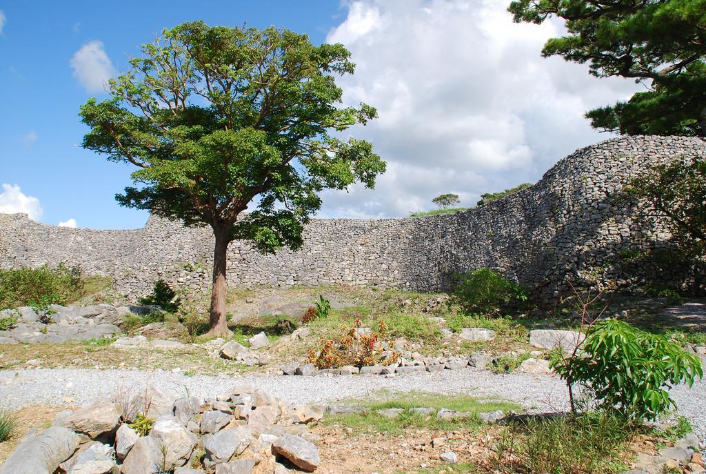 Yukurinaresort Okinawa Garden House Motobu Esterno foto